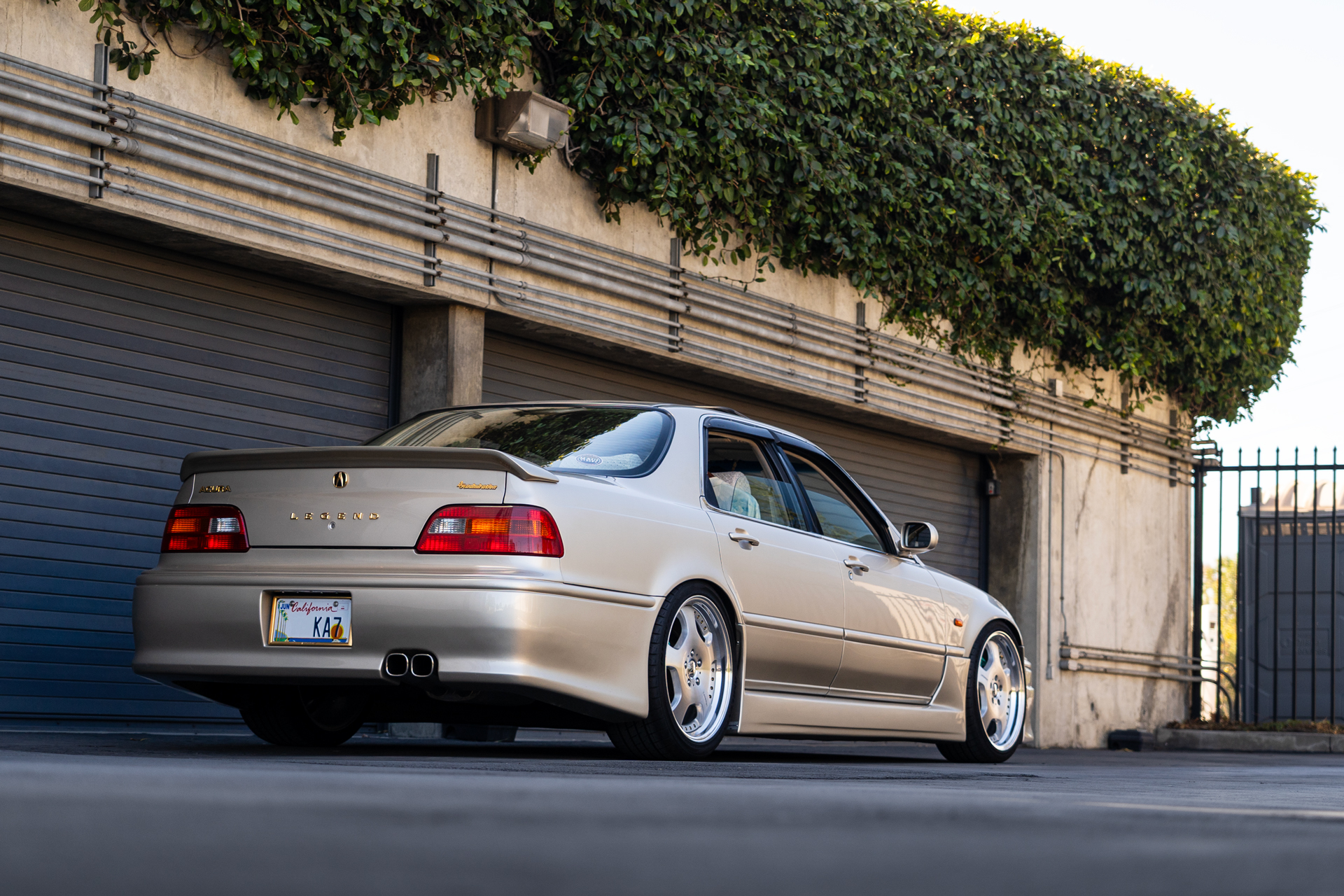 milestar interceptor as810 on gold acura legend