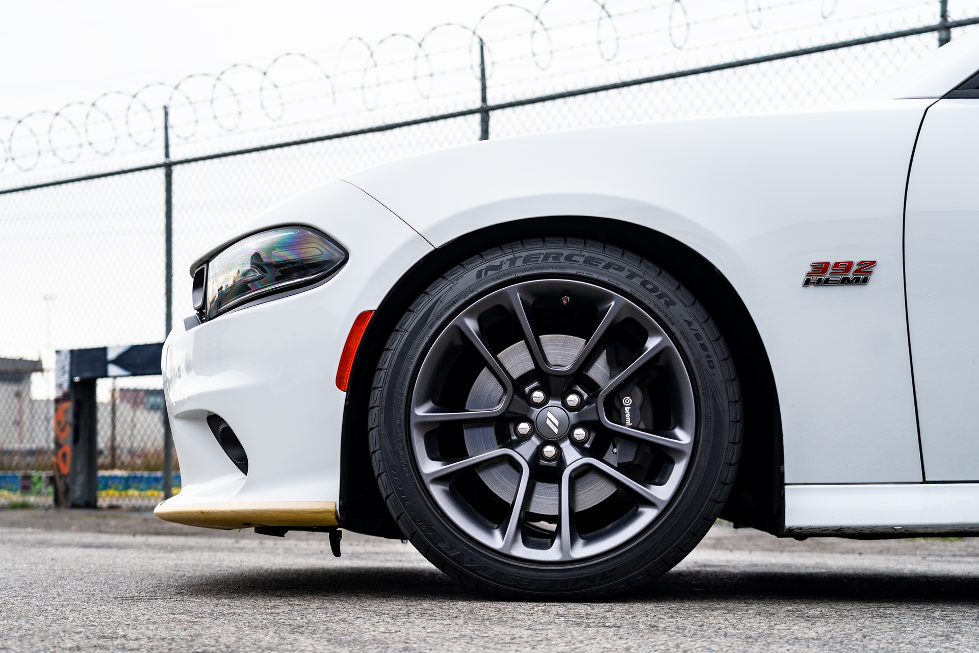 milestar interceptor as810 on white dodge charger scat pack