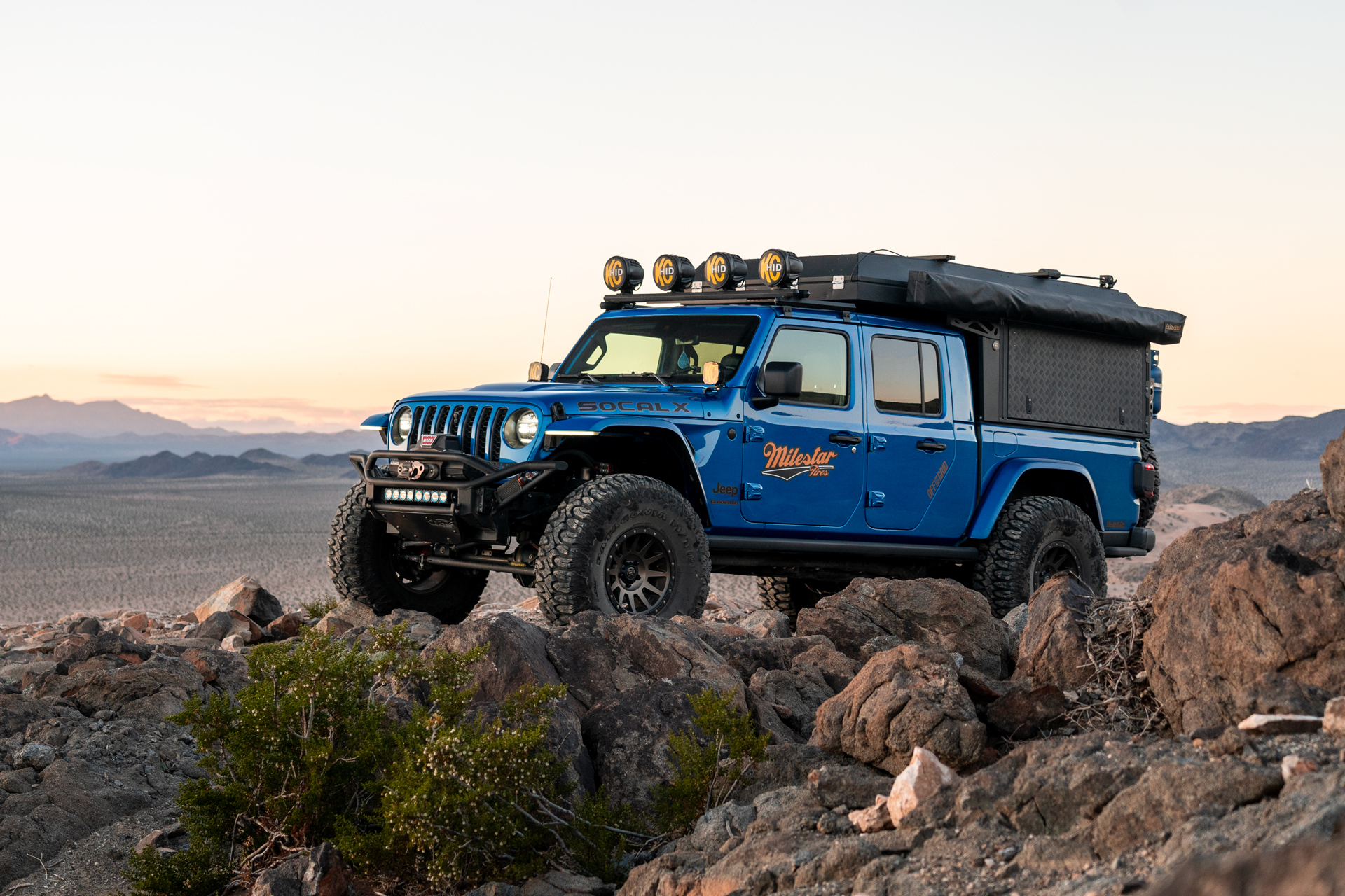 milestar patagonia mt-02 on blue jeep gladiator