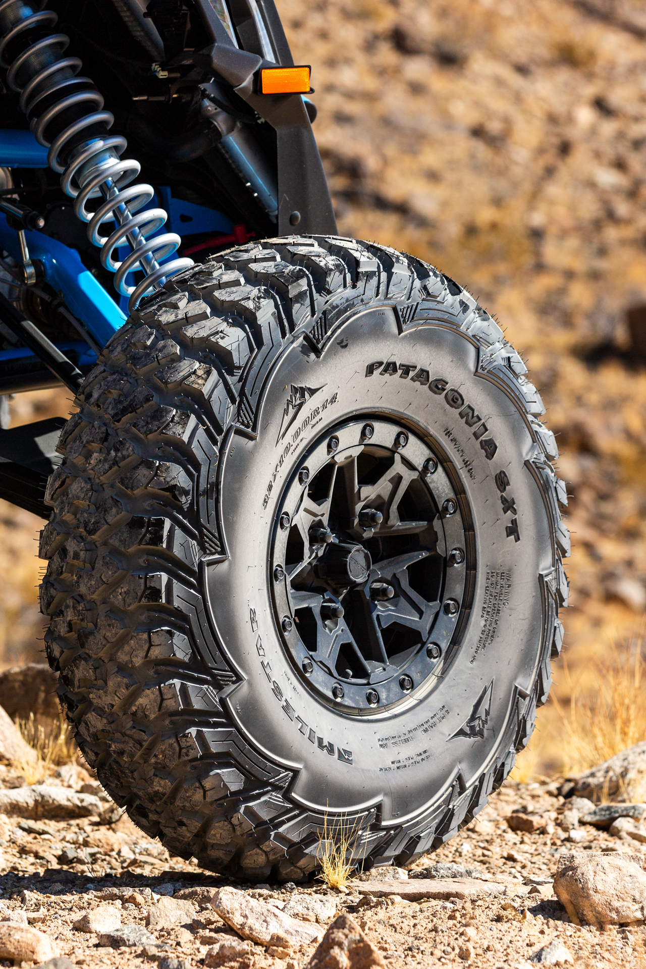milestar patagonia sxs on blue canam side-by-side
