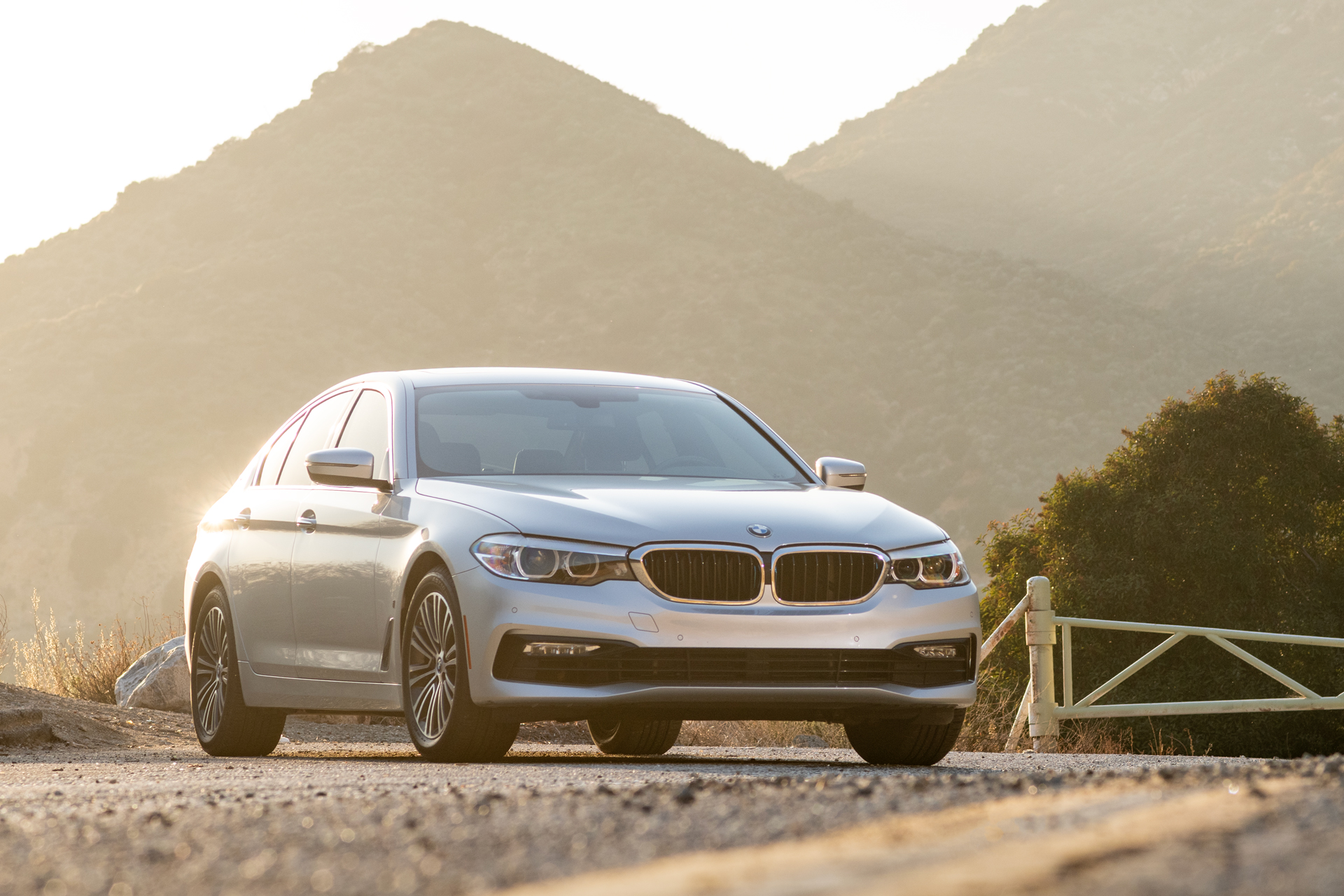 Weatherguard AS710 Tire on Silver BMW